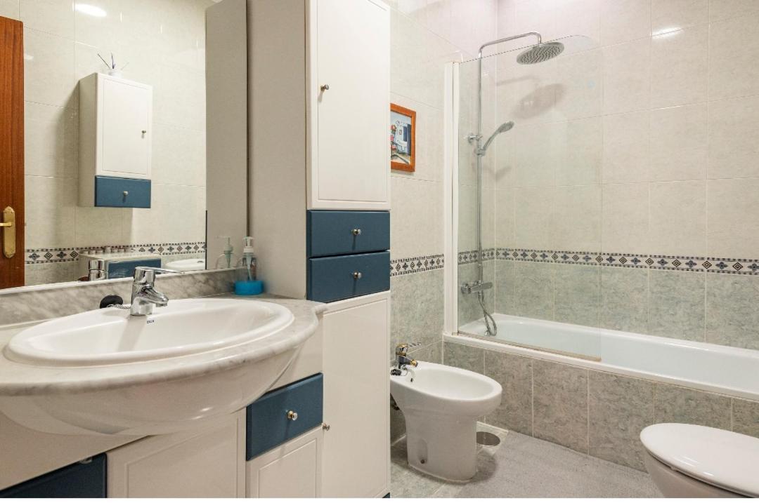 Habitacion Amplia Y Luminosa Корія-дель-Ріо Екстер'єр фото